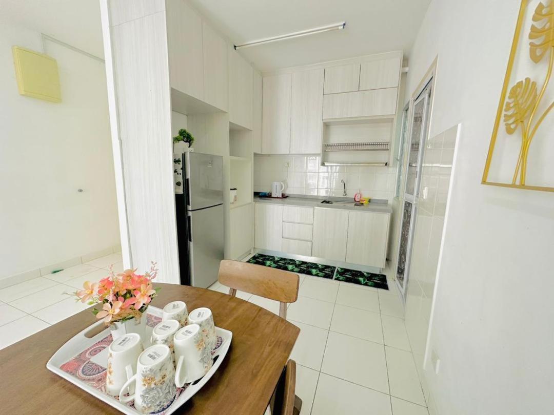 שאה אלאם Setia Alam Islamic Homestay מראה חיצוני תמונה